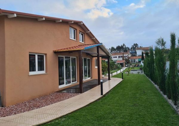 Arrendo quarto em moradia em Aveiro