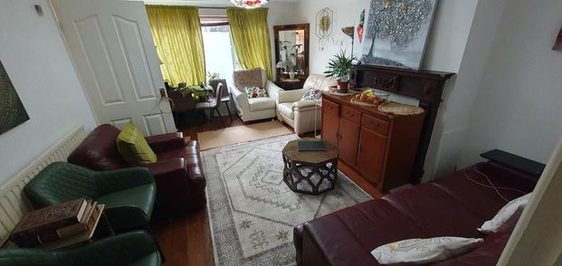 3 bedroom semi-detached house to rent - Photo 1