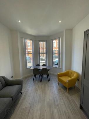 Apartment 1 6 Eglantine Gardens, Belfast, BT9 6EZ - Photo 1