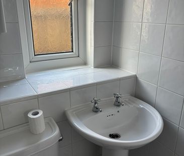 2 Bed Flat, Cleikiminrig, EH15 - Photo 6