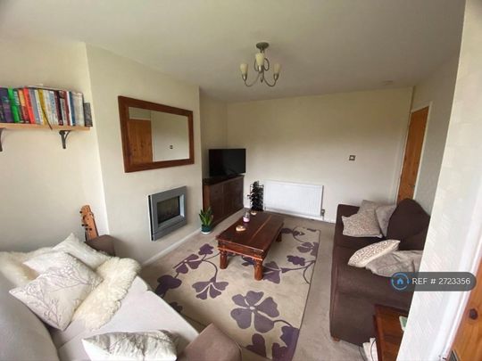 2 bedroom semi-detached house to rent - Photo 1