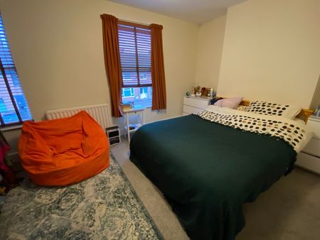 2 Bed Semi-Detached House, Exchange Road, NG2 - Photo 3