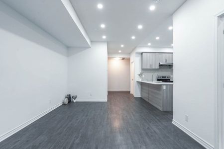 For Lease - 7 Falaise Road Unit# A (Master BR), Toronto, Ontario - Photo 4