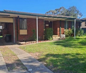 3 Bedroom, 1 Bathroom, 1 Extra Toilet - Photo 1