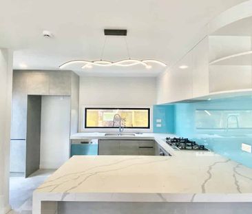 Clover Park Townhouse - Photo 1