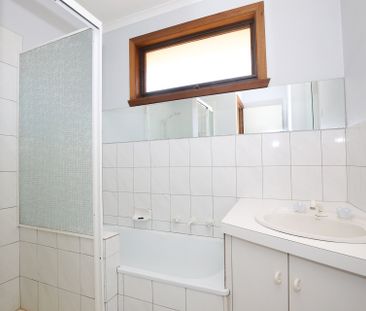 2/93 Ringwood Street, Ringwood - Photo 2
