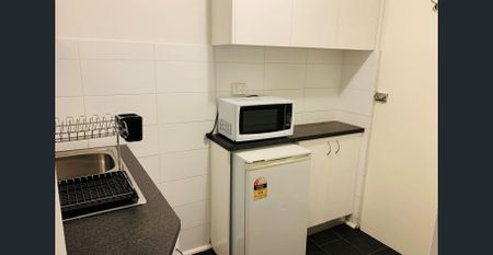 CONVENIENT FURNISHED ROOM - Photo 4