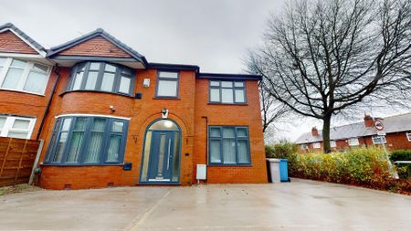 90 Moss Vale Road, Manchester, M41 0QH - Photo 4