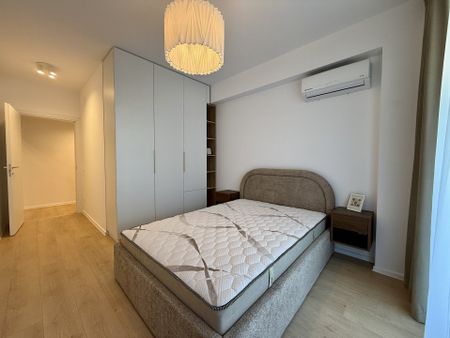 Apartament cu piscina si gradina proprie, nou, la prima inchiriere - Fotografie 5