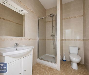 Location Appartement 3 pièces 78m² CASTILLON LA BATAILLE 33350 - Photo 2