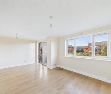 117 Priory Wharf Birkenhead Wirral, 1 bedroom, Flat - Purpose Built - Photo 2