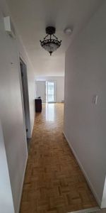 2e étage, propre, ensoleillé et près des commodités et du CEGEP, 500$ pour une occupation - Photo 4