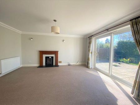 5 bedroom detached house to rent - Photo 4