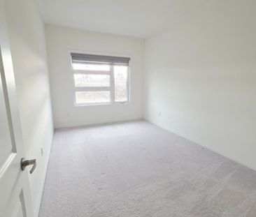 For Lease - 166 Ogston Crescent, Whitby, Ontario - Photo 5