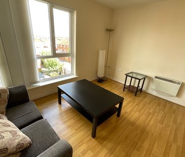 1 Bed Flat, Gilmartin Grove, L6 - Photo 1
