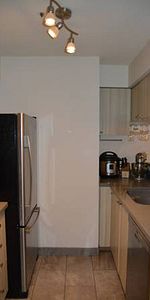 Pet Friendly 2 Bed in Fairview - Photo 4