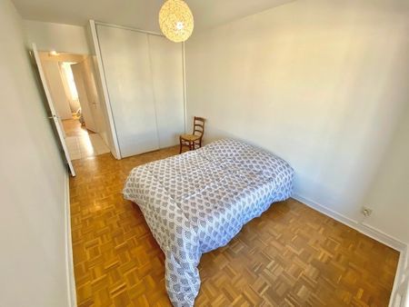 Location Appartement 3 pièces Meublé 73m² LYON 7ème - Photo 3