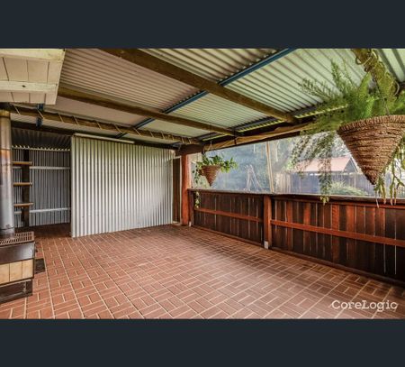 10 Wilfred Street, Harristown, Qld 4350 - Photo 2