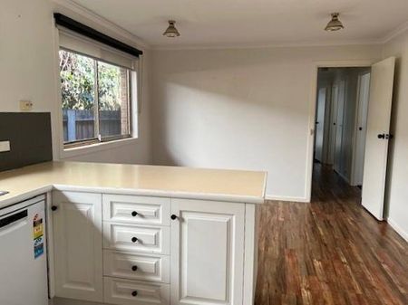 Spacious Family Living in a Quiet, Convenient Location - Photo 4