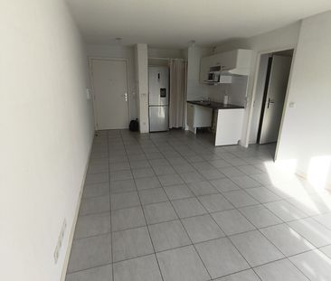 Location Appartement 3 pièces 58m² CENON 33150 - Photo 1