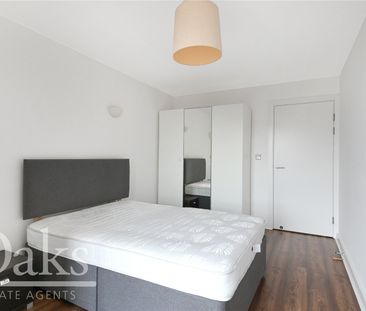 Mason’s Avenue, Croydon, Surrey - Photo 4