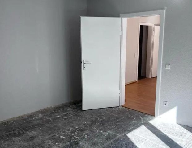Attraktive und gepflegte 3-Zimmer-Erdgeschosswohnung in Krefeld - Photo 1