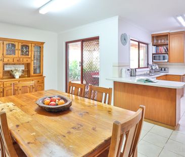 Three Bedroom Family Home with Shed - Photo 4