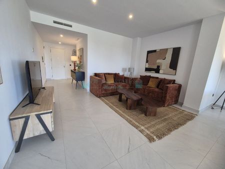Ground Floor Apartment for rent in Estepona - Photo 5