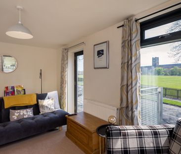 4 bedroom house to rent - Photo 1