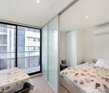 Fully Furnished One-Bedroom Apartment in Prime CBD Location - Photo 5
