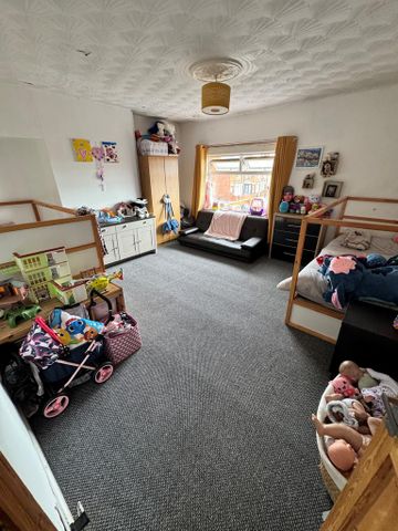 2 bedroom terraced house to rent - Photo 4