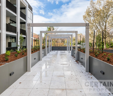 Affordable Luxury in the Heart of Flemington - Photo 6