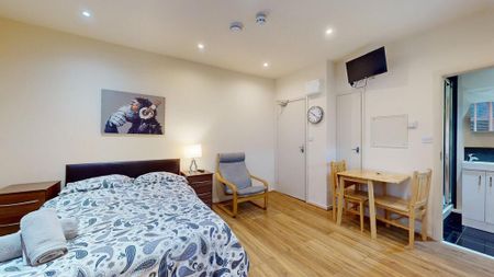 Studio to rent - Photo 4