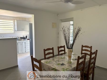 Location Maison 3 pièces 80m² DESHAIES 97126 - Photo 2