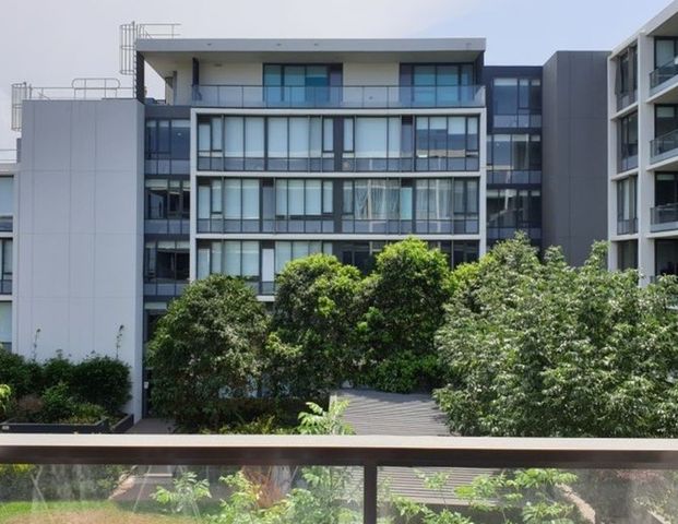 Prime Location | Airconditioning | Natural Light - Photo 1