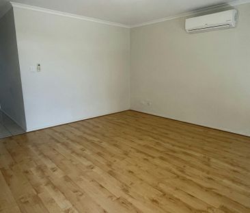 35 Phillips Street - Photo 4