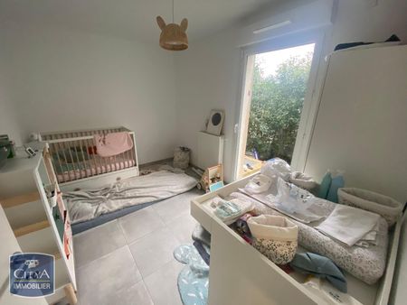 Location Appartement 4 pièces 86m² TOULON 83000 - Photo 2