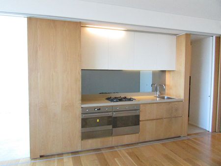 Luxury Two-Bedroom Apartment in Central Park Precinct - Unparalleled Lifestyle and Convenience - Photo 5