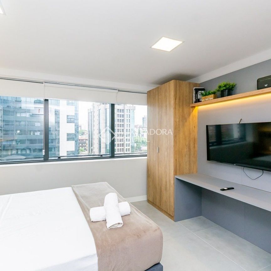 Apartamento com 1 quarto e 50m² para alugar em Três Figueiras, Porto Alegre. - Photo 1