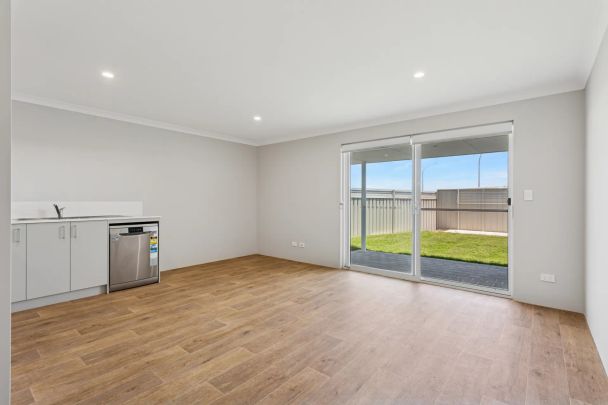 Brand new and available immediately - Photo 1