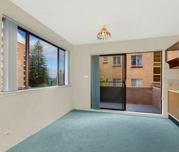 Modern Apartment in the Heart of Port Macquarie CBD - Photo 2