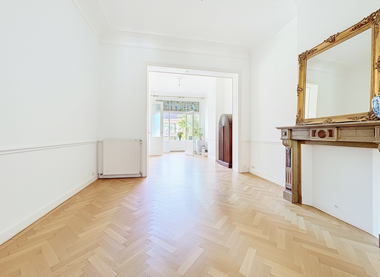 Brugmann District: beautiful 1-bedroom apartment + balcony - Photo 1