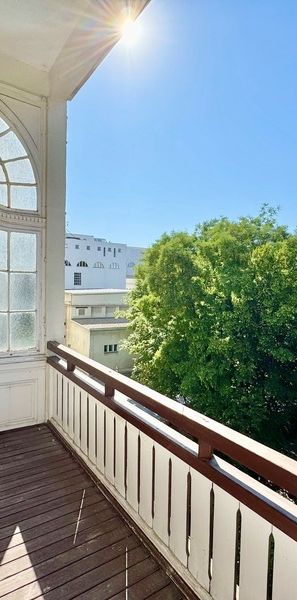 ERSTBEZUG NACH SANIERUNG | TOPLAGE NÄHE THERESIANUM | EXKLUSIVE, KLIMATISIERTE 6 ZIMMER | GARTENSEITIGER BALKON | U-BAHN-NÄHE - Foto 1