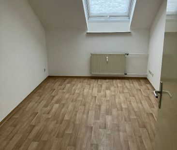 Großzügige 2,5-Zimmer Wohnung mit Balkon zu vermieten - Photo 2