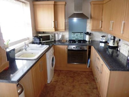 2 bedroom terraced house to rent - Photo 5