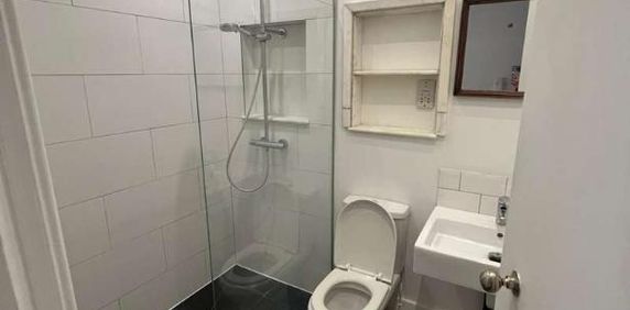 Fourth Way, Wembley, HA9 - Photo 2