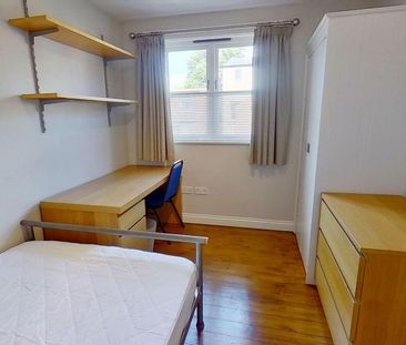 6 bedroom house to rent - Photo 4