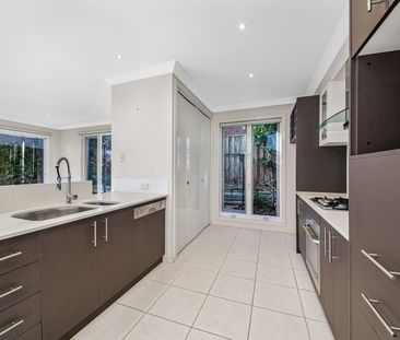 LOLVEY THREE BEDROOM TOWNHOUSE IN QUIET LOCATION - Photo 6