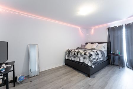 For Lease - 301 Freure Drive, Cambridge, Ontario - Photo 4