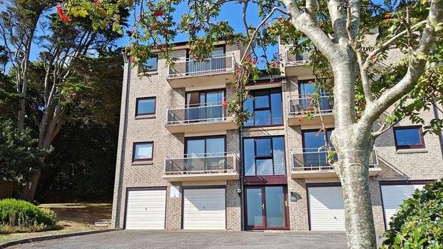 South Road, Weston-super-mare, BS23 - Photo 1